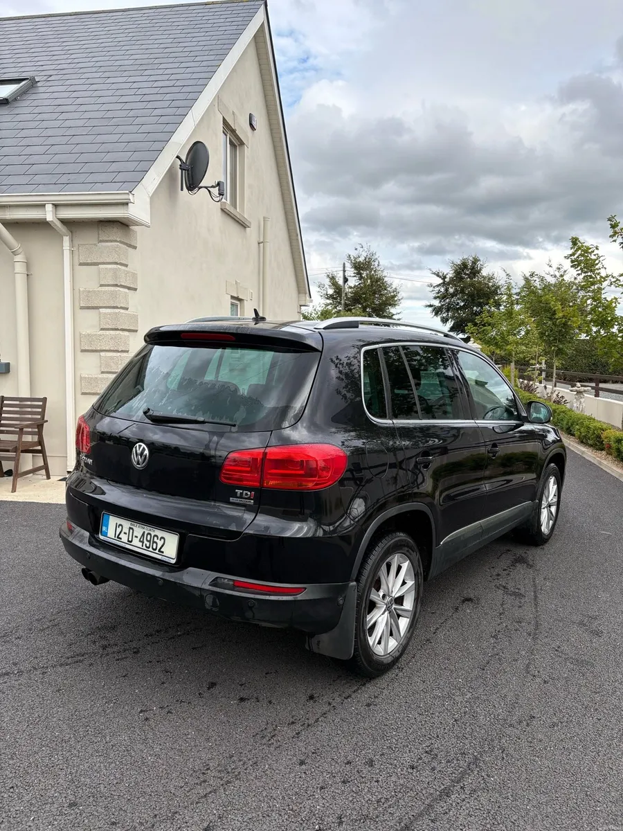 2012 Volkswagen Tiguan - Image 4