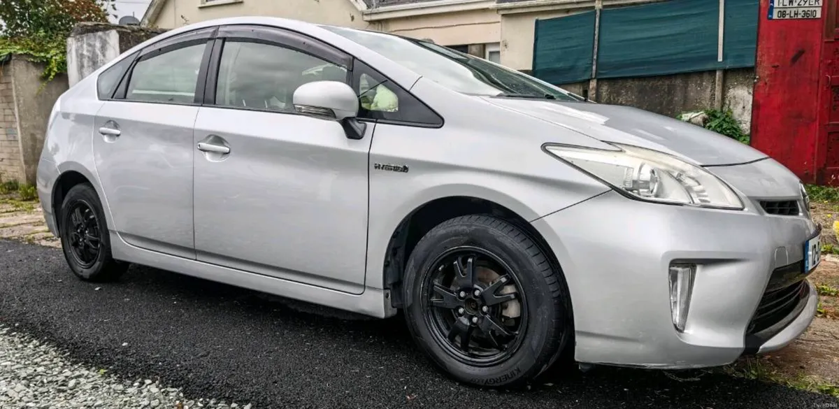 Car for sale - Image 2