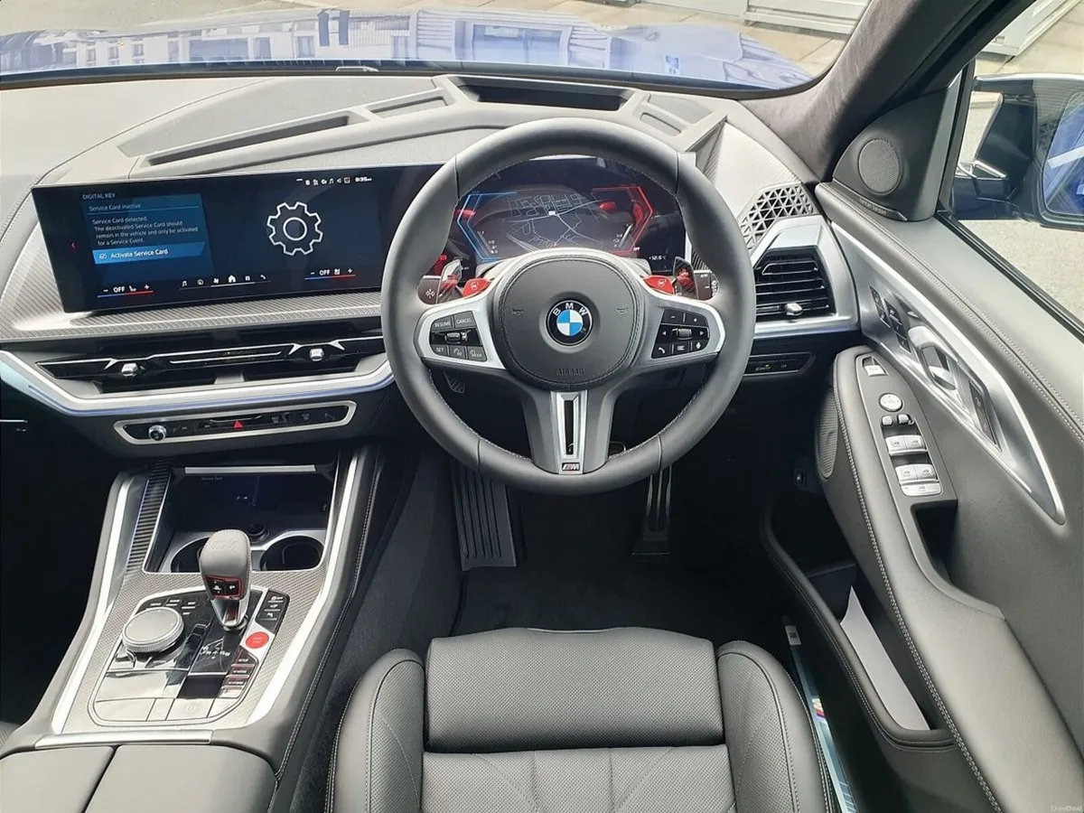 BMW XM 50e - Image 5
