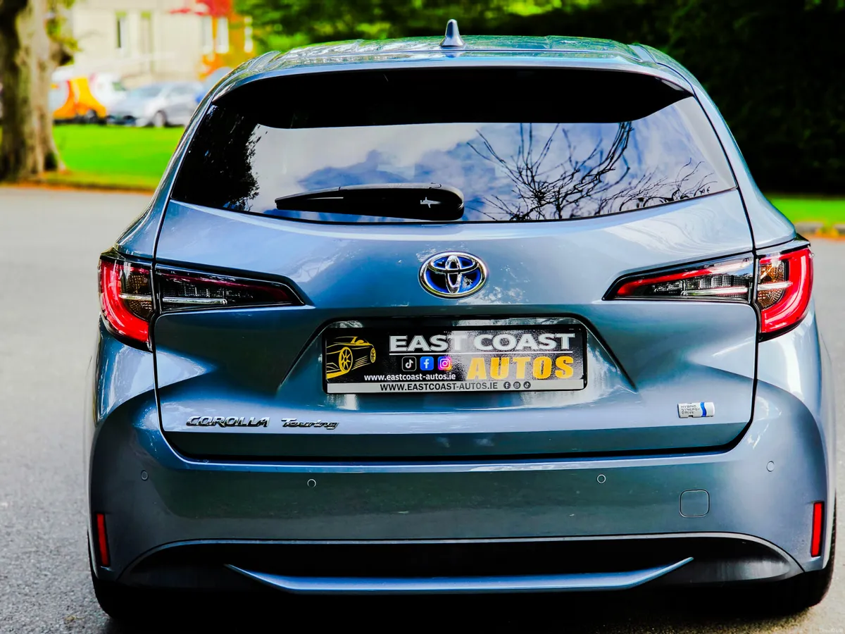 2020 Toyota Corolla Touring 1.8 Petrol Hybrid Auto - Image 5