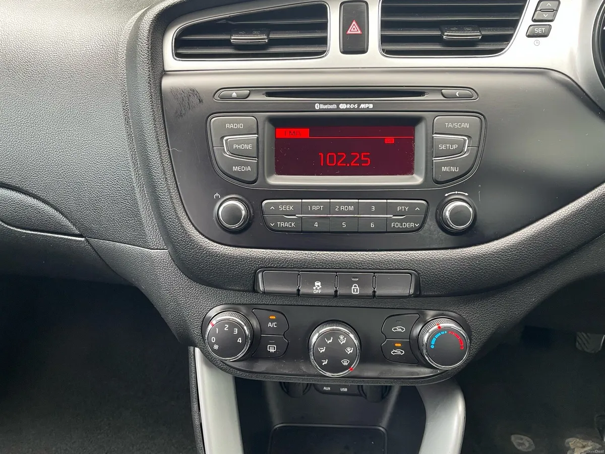 Kia Ceed 1.4D, Low Kms, Serviced & Nee NCT - Image 6