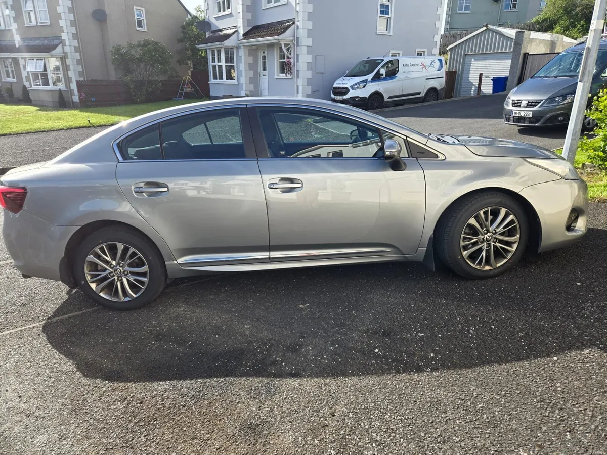 2018 Toyota Avensis 2.0 Diesel Manual Long NCT - Image 2