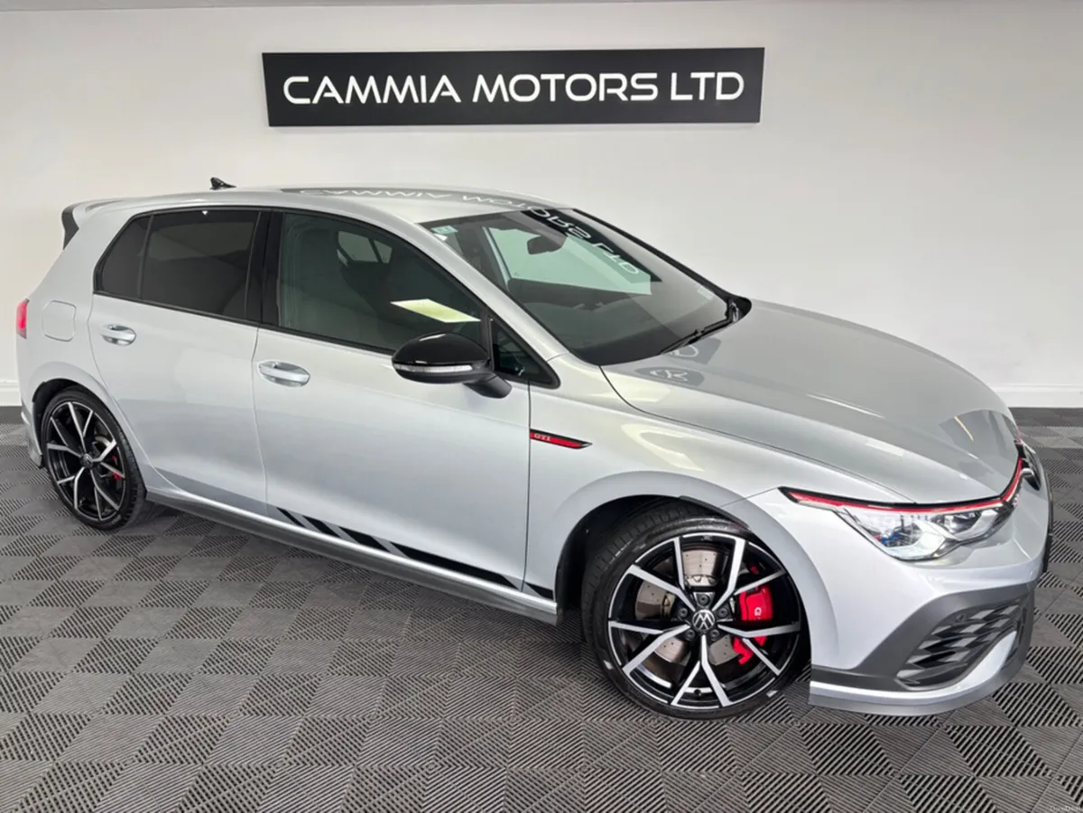 Volkswagen Golf VOLKSWAGEN GOLF GTI CLUBSPORT 2.0 - Image 1