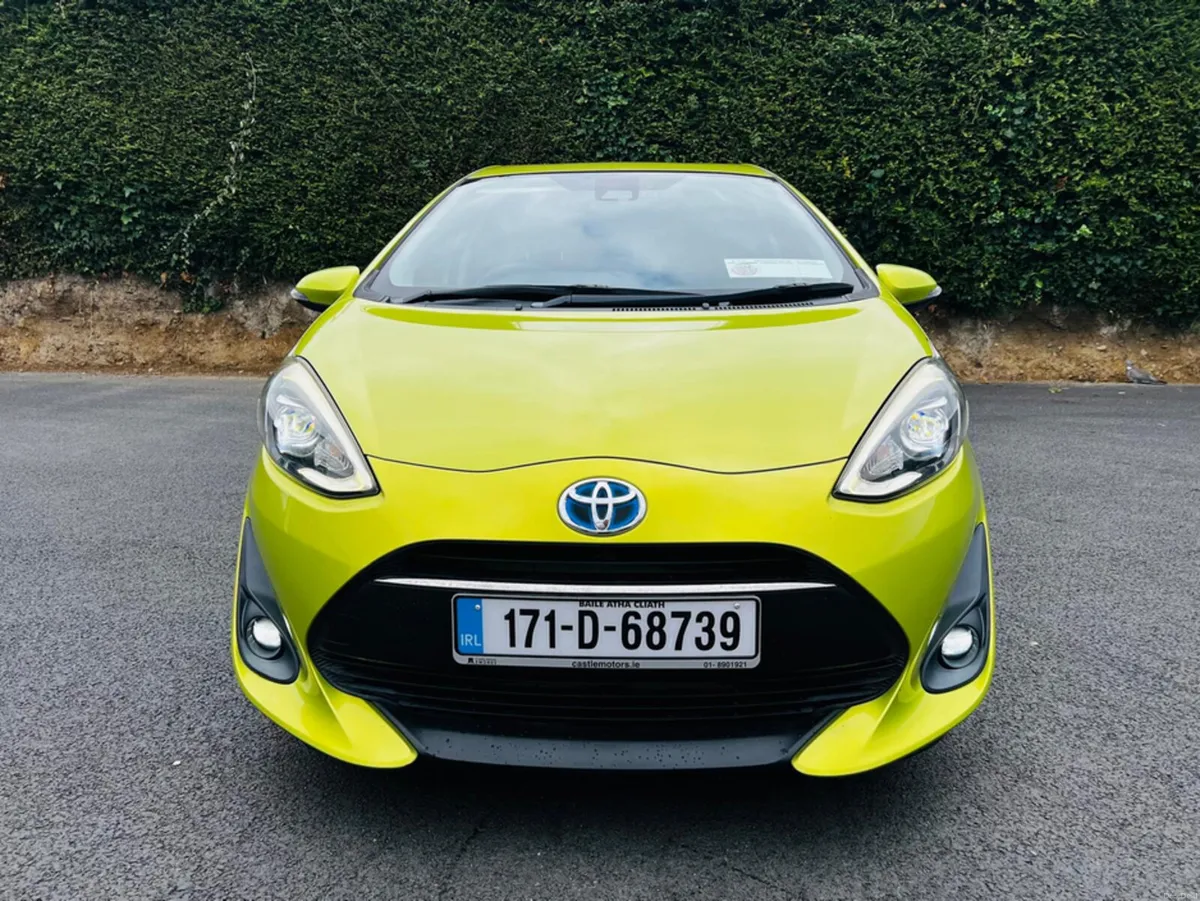 Toyota Aqua DAA-NHP10 - Image 4