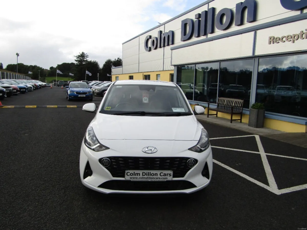 Hyundai i10 DELUXE 5DR - Image 4