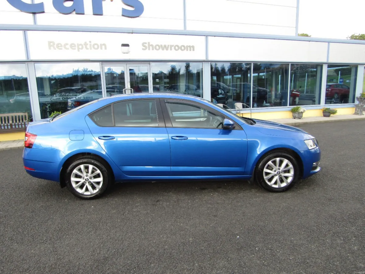 Skoda Octavia SOL 1.0 TSI 115HP 4DR - Image 3