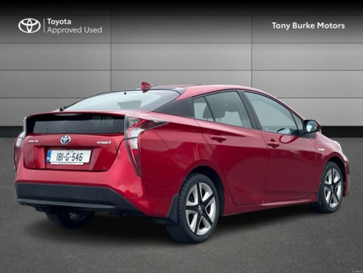 Toyota Prius - 1.8 Hybrid - Luxury Edition - 5dr - - Image 2