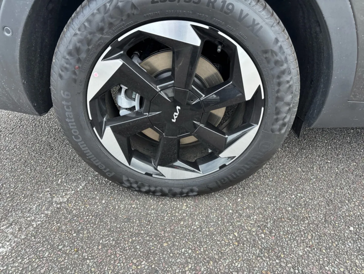 Kia Sorento PHEV MY27 5DR AUTO - Image 4