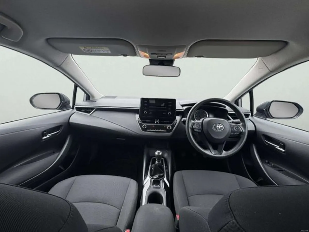 Toyota Corolla 1.6P Aura Saloon 4DR - Image 2