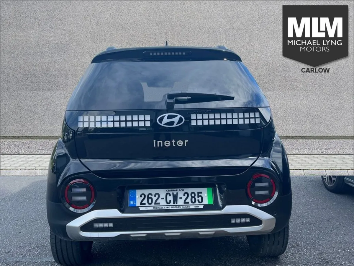 Hyundai INSTER Elegance 49KWH - Image 6