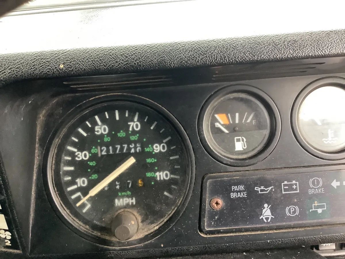 1996. Land Rover Defender - Image 6