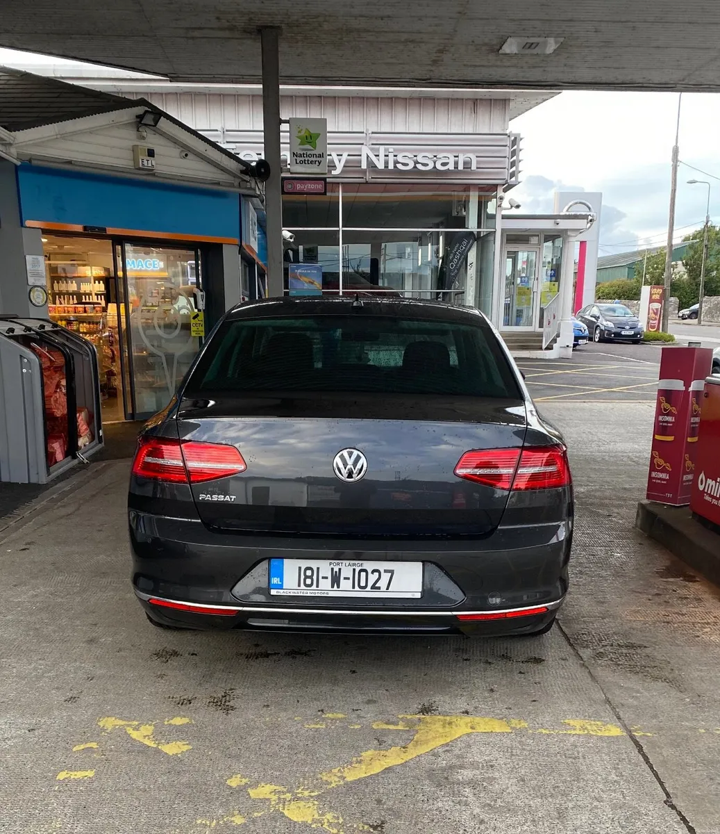 Volkswagen Passat Highline 1.6 Tdi 2018 - Image 3