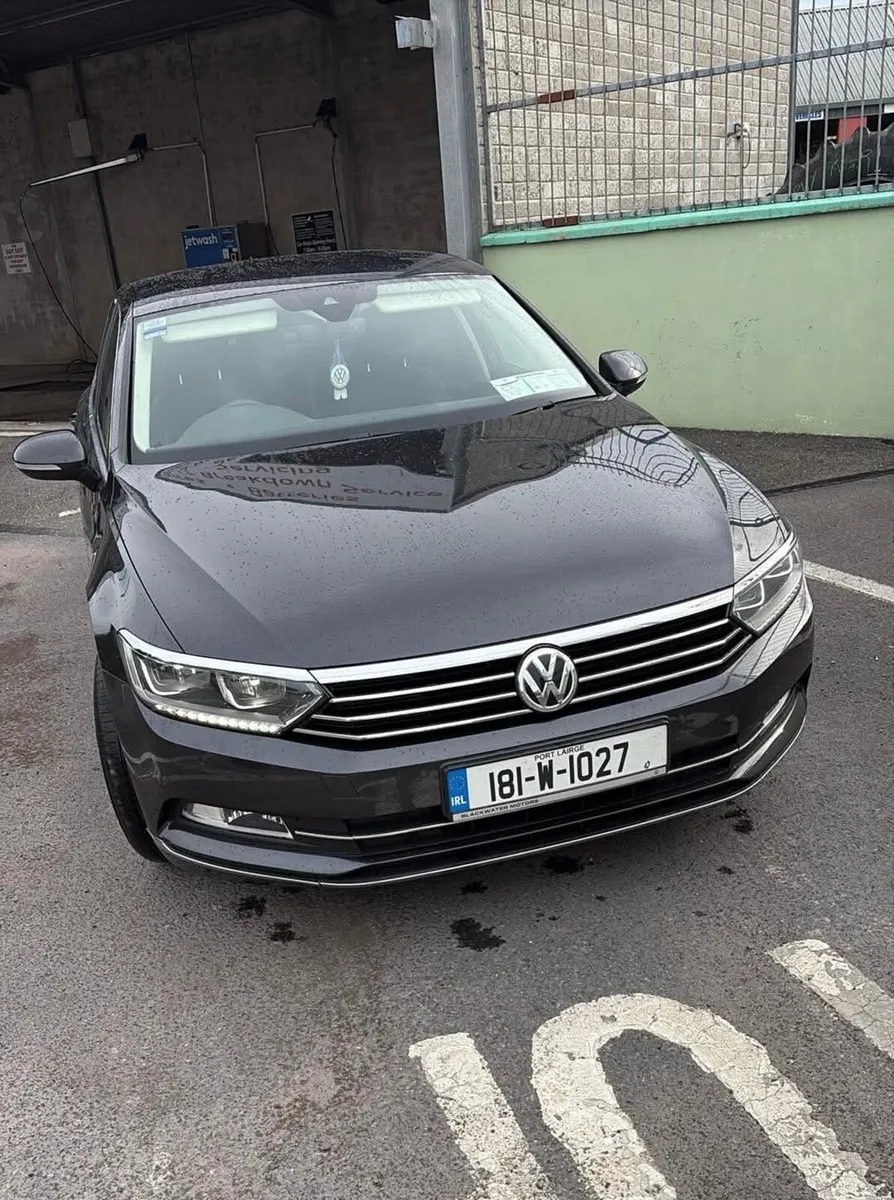 Volkswagen Passat Highline 1.6 Tdi 2018 - Image 4