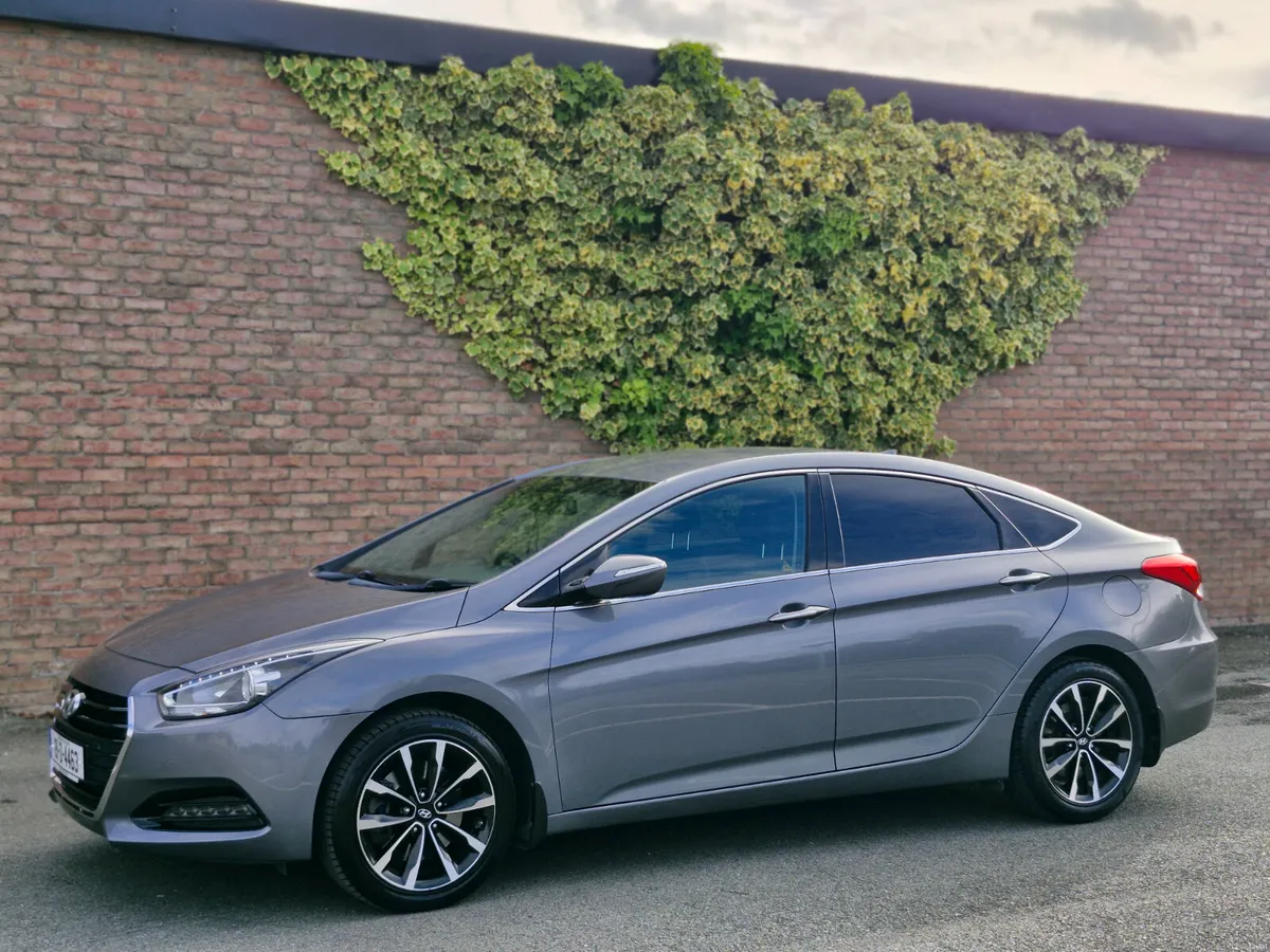 Hyundai i40 EXECUTIVE LOW KMS FINANCE AVAILABLE - Image 5