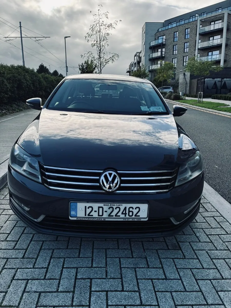 Volkswagen Passat 2012 - Image 5