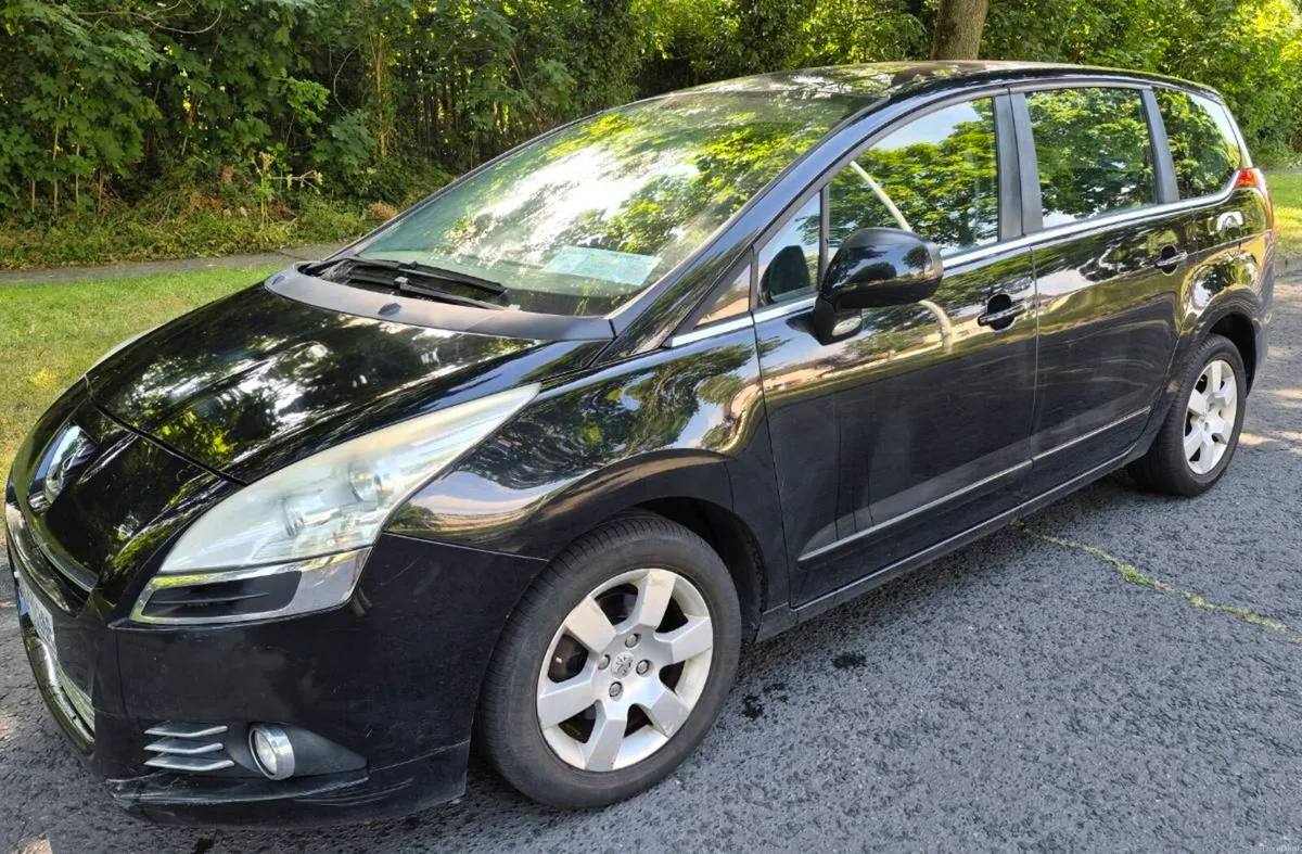 PEUGEOT 5008. Only €3000. NCT to 29/07/27 - Image 5