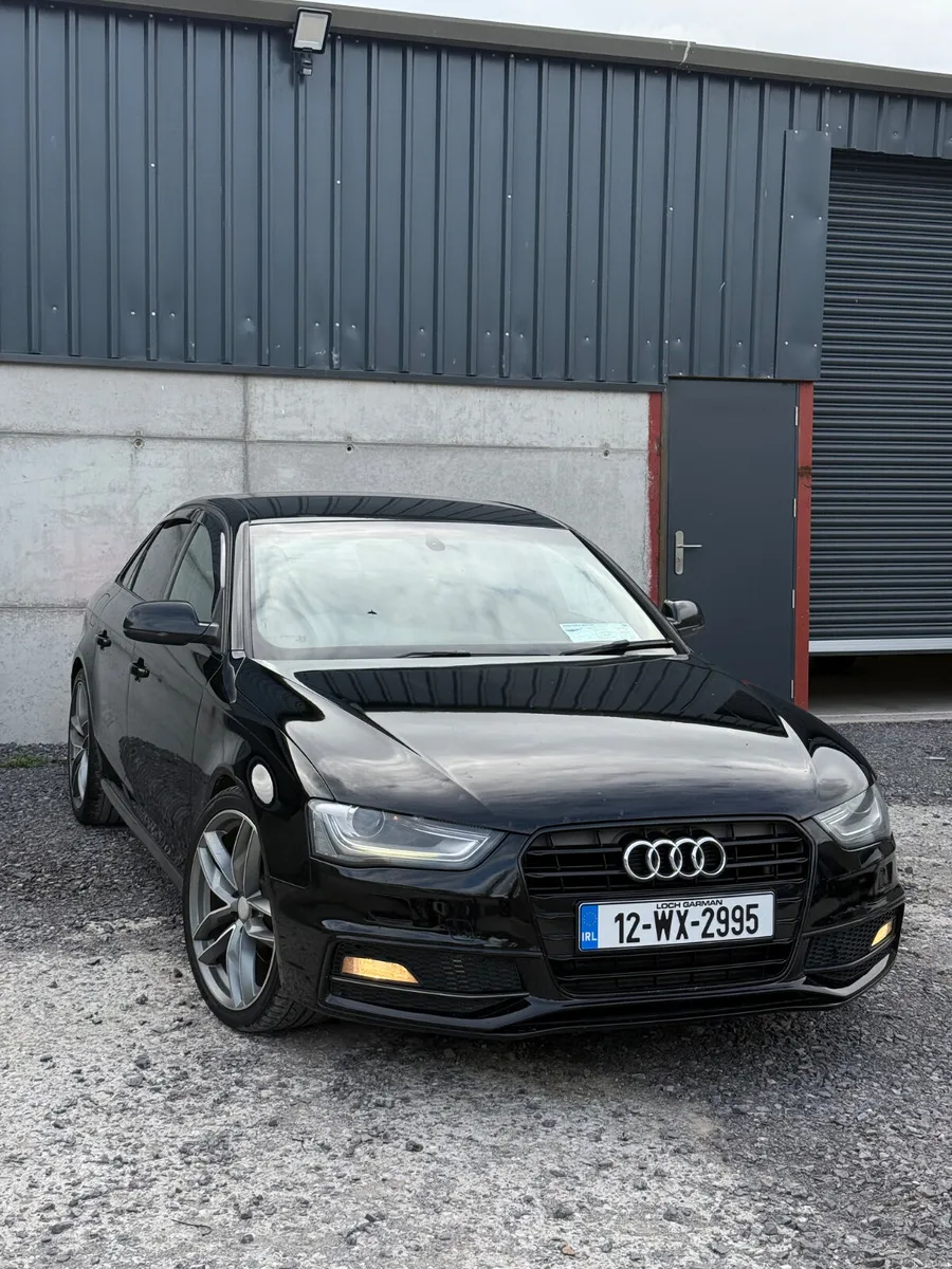 12 AUDI A4 SLINE 2.0 TDI - Image 1