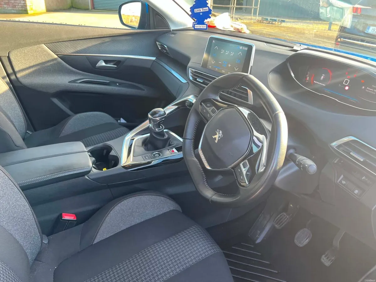 Peugeot 3008 - Image 6