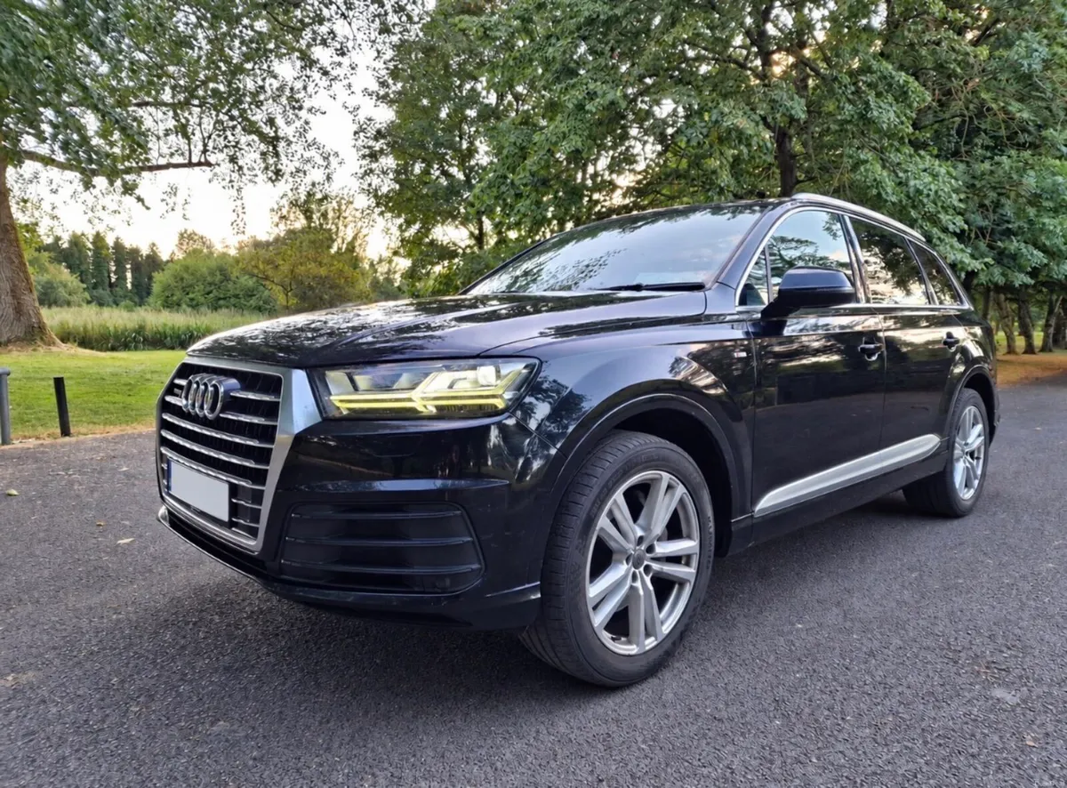 Audi Q7 S-line Black 3.0 Diesel - Image 3