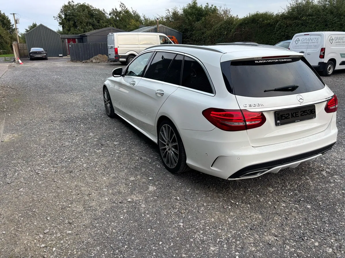 Mercedes C300H - Image 4