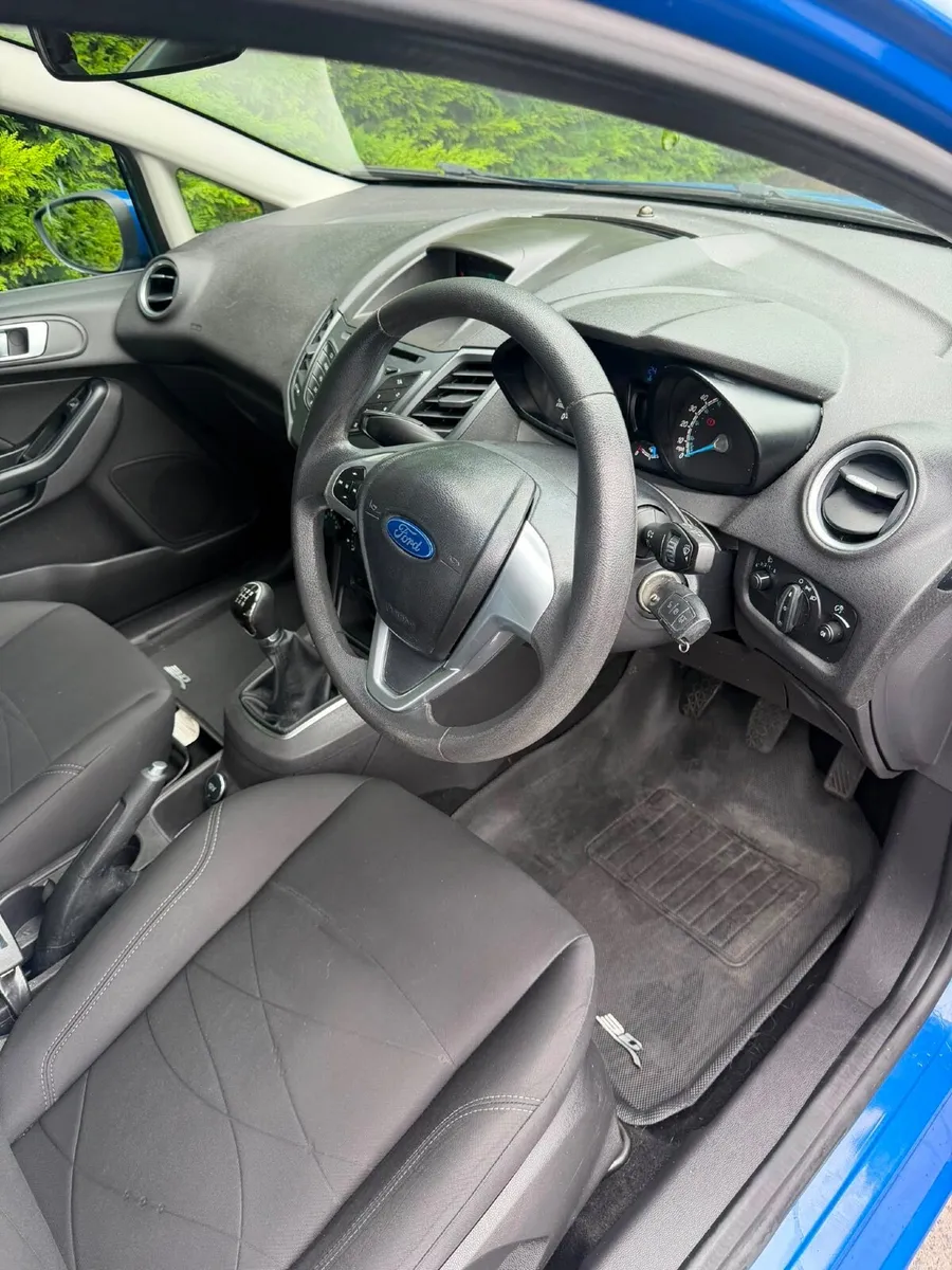 Ford Fiesta 2013 - Image 5