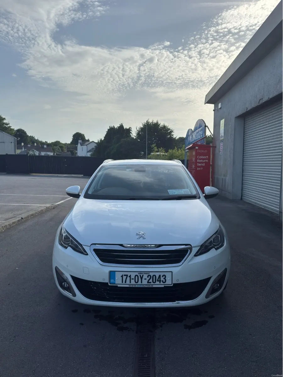 2017 Peugeot 308 SW Allure 1.6 HDi - Image 1