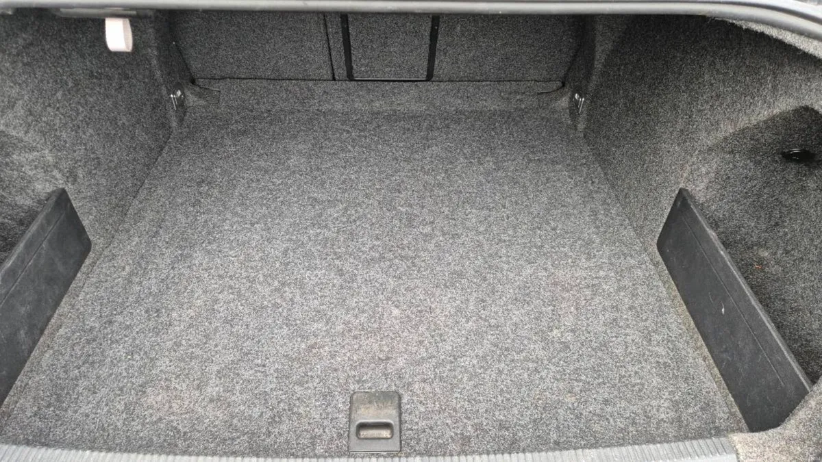 2009 Volkswagen Passat 2.0 TDI NCT 4/27 - Image 6