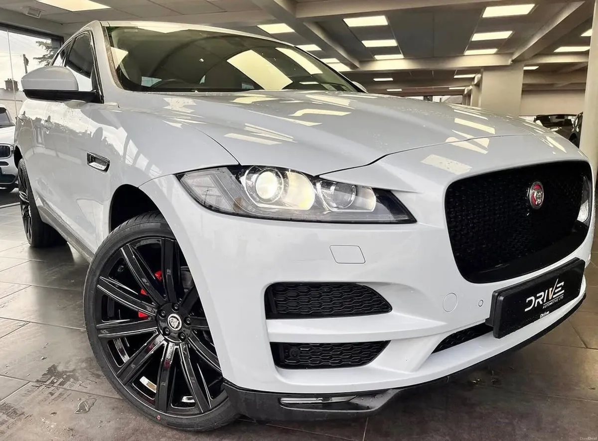 Jaguar F-Pace 2018 Automatic ***2 Year Warranty ** - Image 4