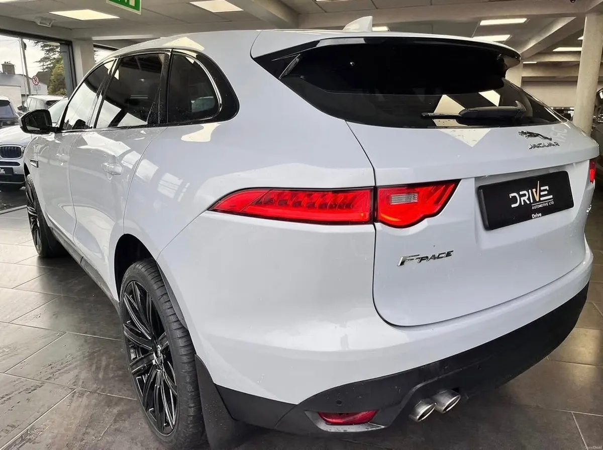 Jaguar F-Pace 2018 Automatic ***2 Year Warranty ** - Image 6