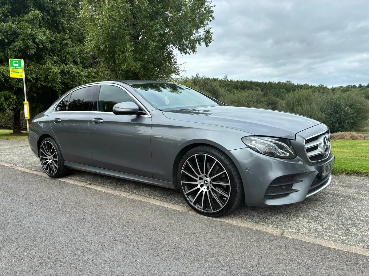 Mercedes E220d 2017 AMG-Line - Image 1