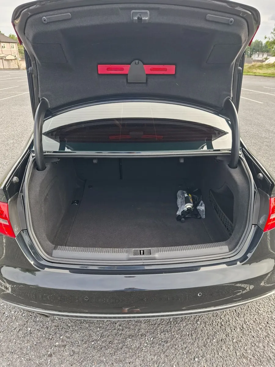 2013 Audi A4 Black Edition TDI - Image 4