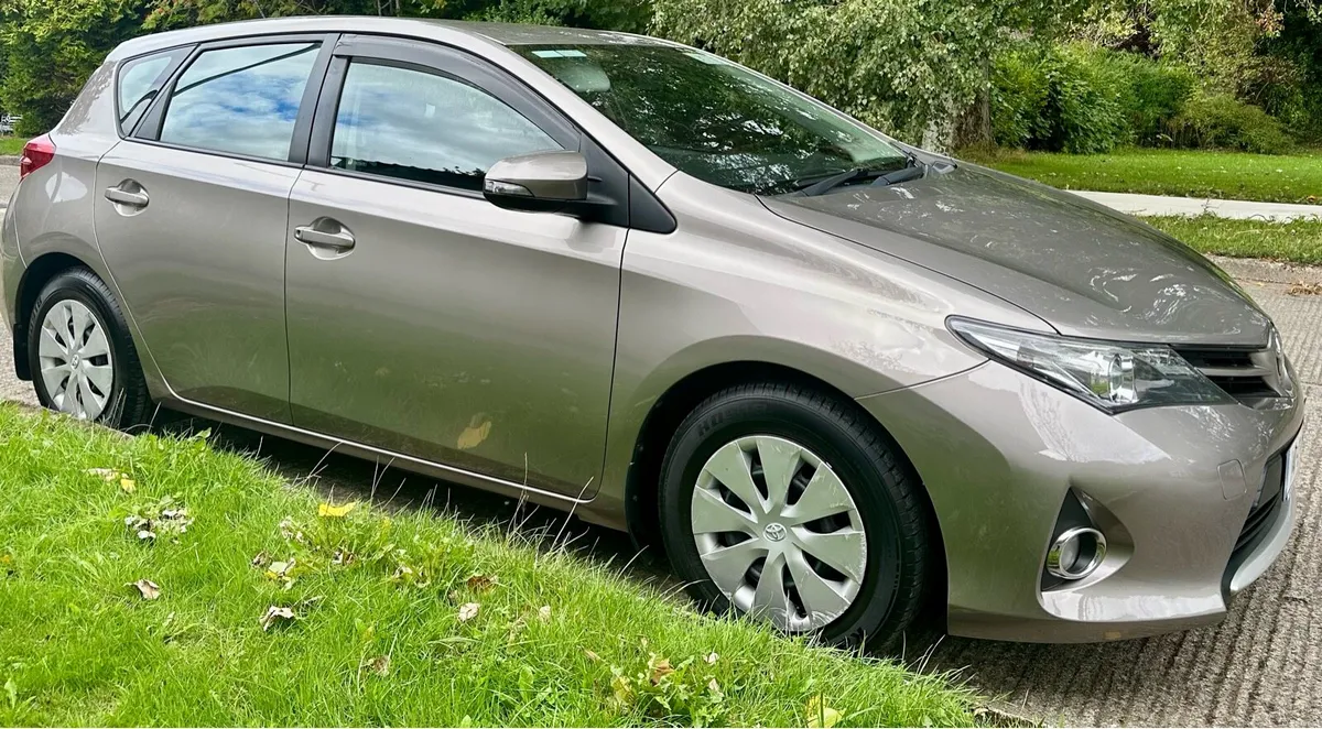 2014 Toyota Auris | 99,000 miles | NCT July 2027 - Image 4