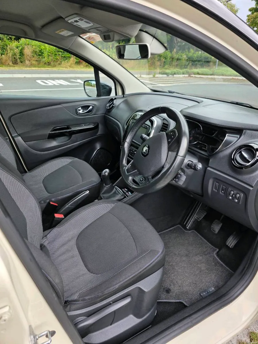 Renault Captur 1.5DCI - Image 6