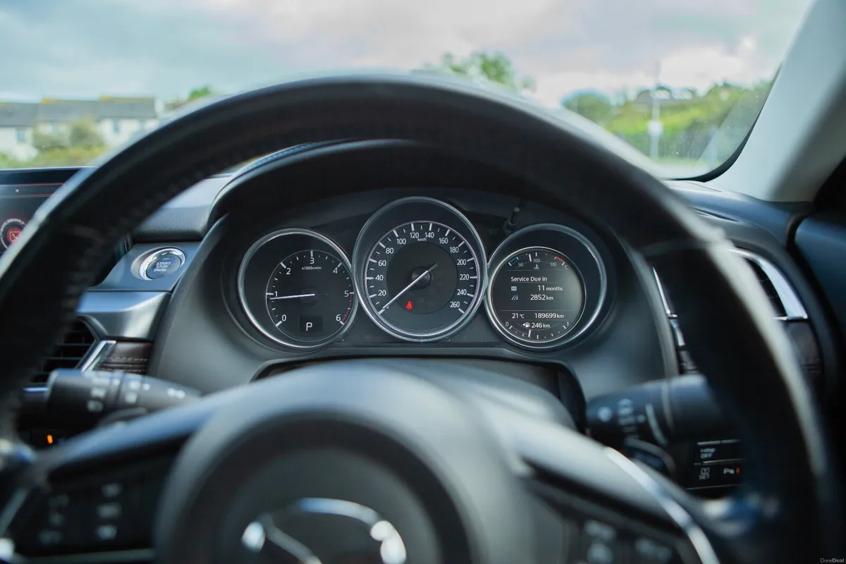 2017 (172) Mazda 6 2.2 SKYACTIV-D 175PS Platinum A - Image 6