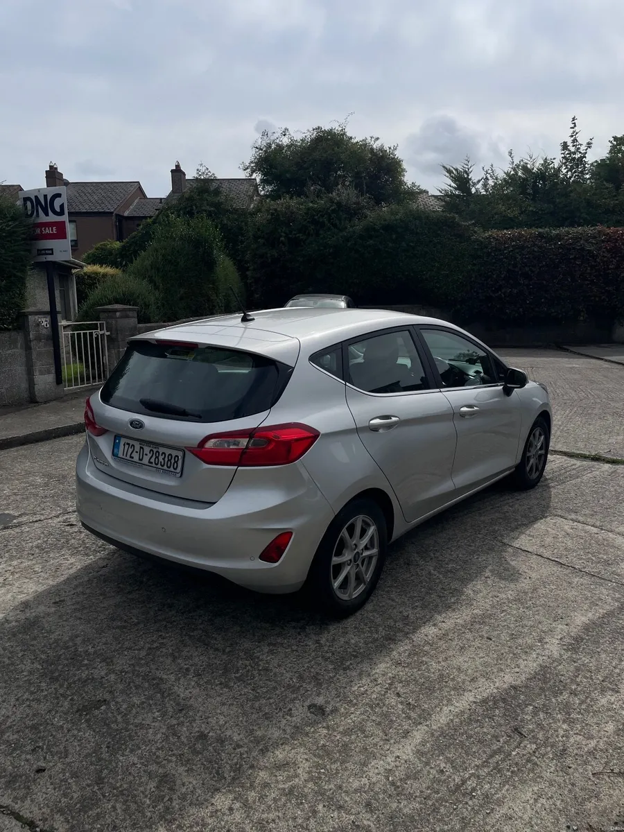 Ford Fiesta 2017 AUTOMATIC - Image 3