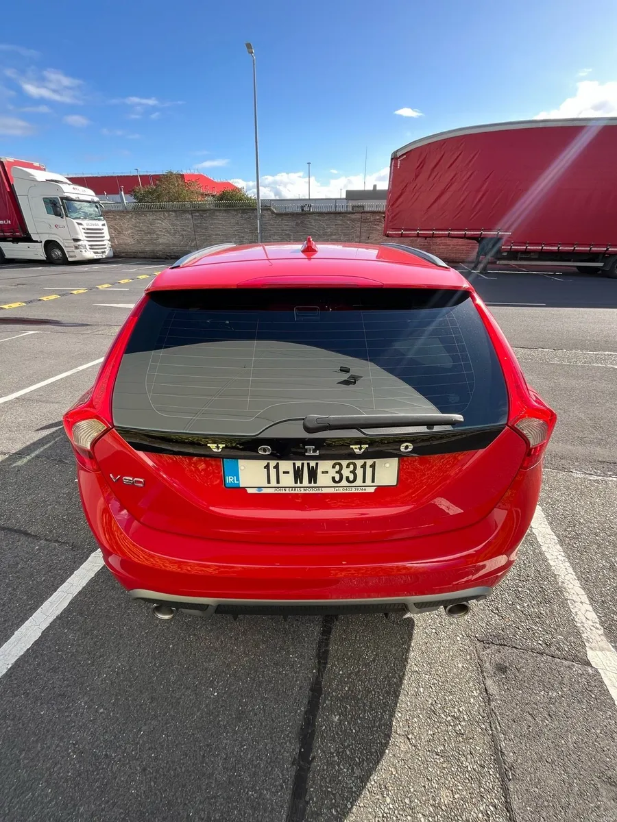 Volvo V60 1.6D R-design - Image 6