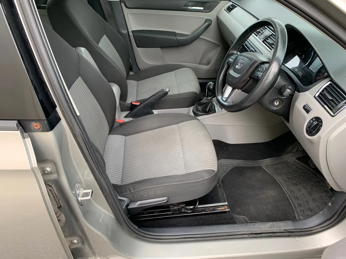 SEAT Toledo 2013 Nct 05/27 Tax04/27 195000km - Image 5