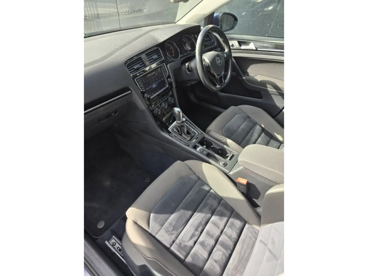 Volkswagen Golf HIGHLINE 1.4 TSI AUTO - Image 5