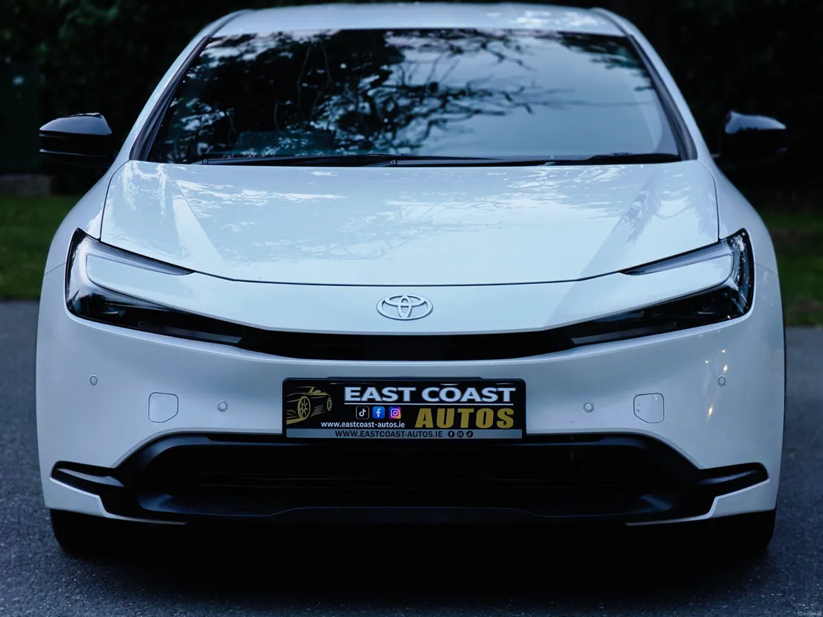 2023 Toyota Prius 1.8 Petrol Hybrid Automatic - Image 4