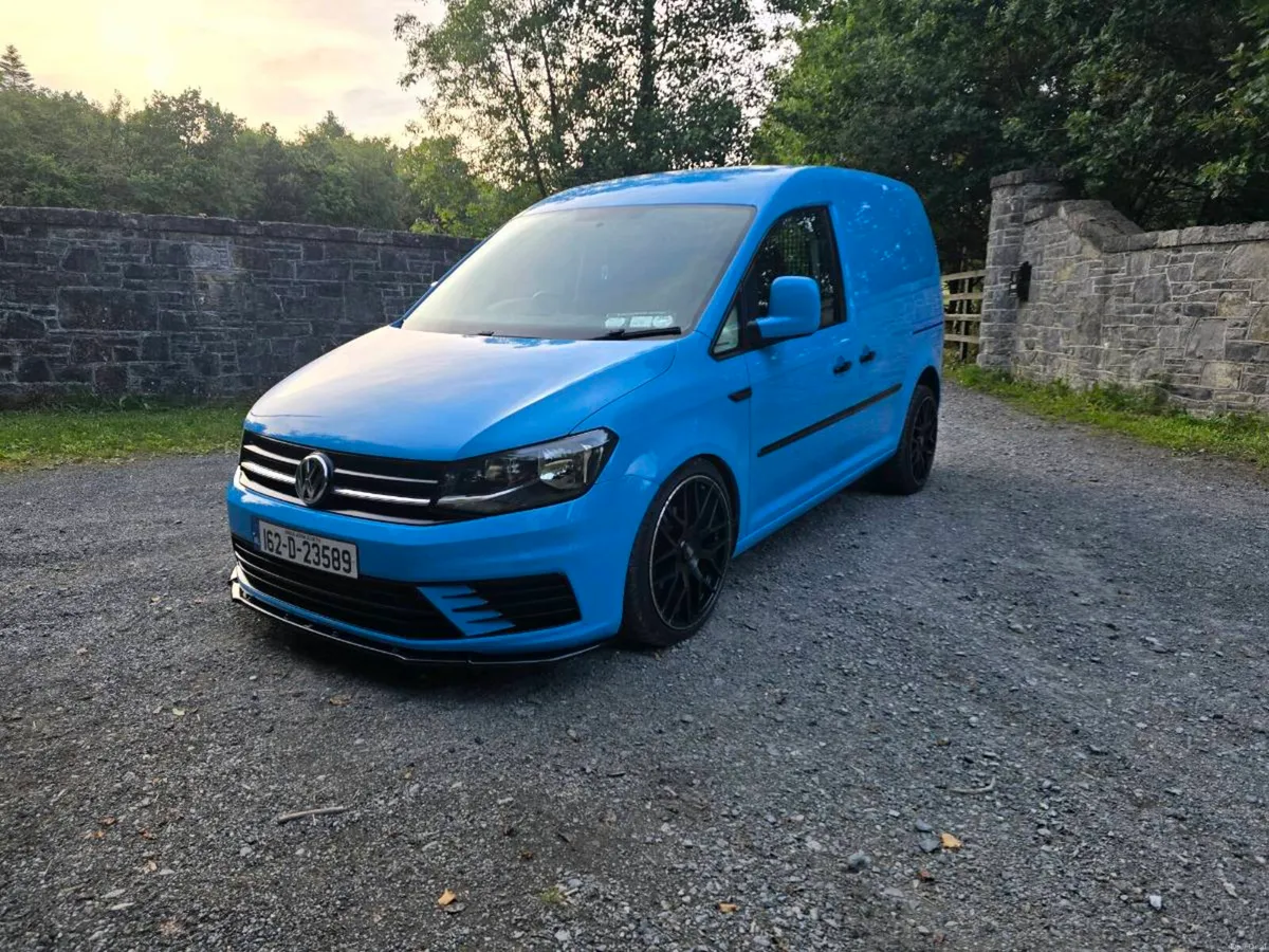VW Caddy - Image 1