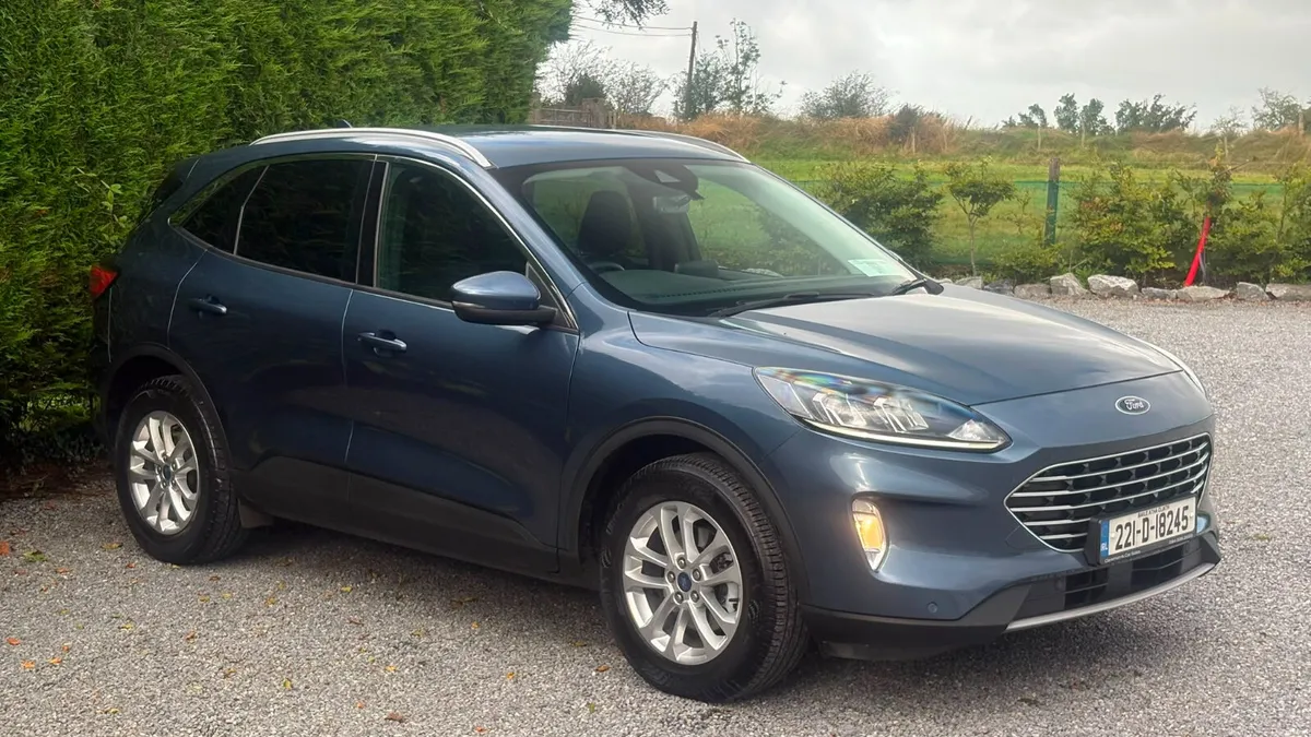 Ford Kuga 2022 - Image 3