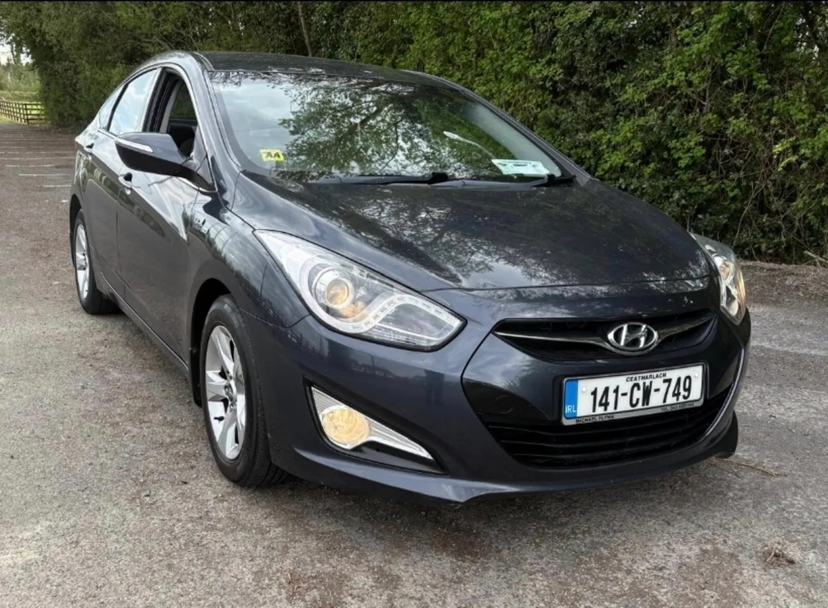 HYUNDAI I40 1.7 DIESEL SALOON - Image 4