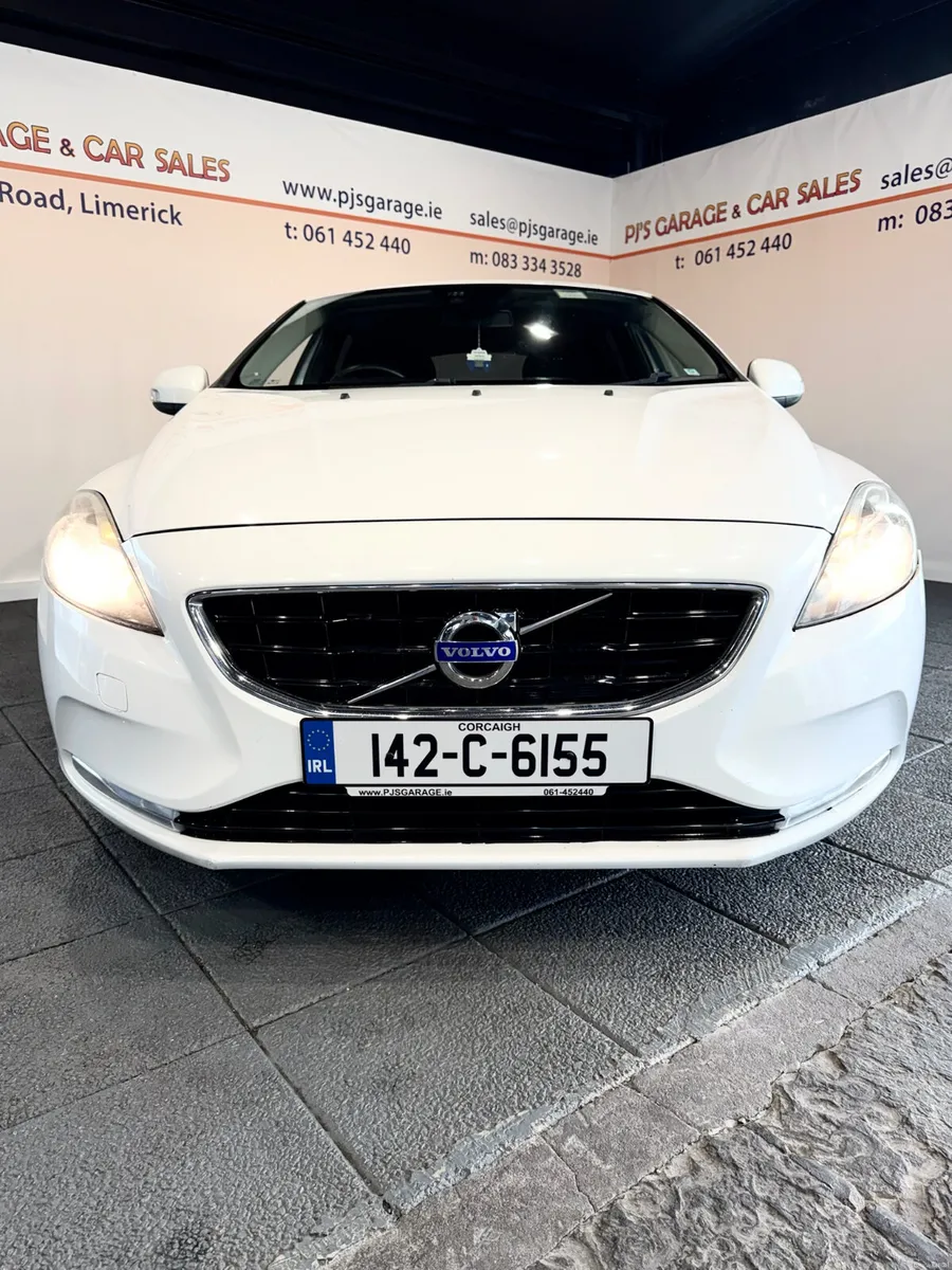 Volvo V40 2014, New NCT - Image 2