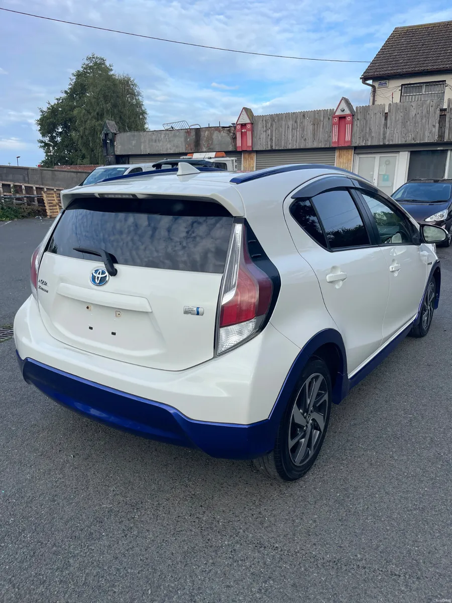 2015 Toyota aqua urban push button - Image 6