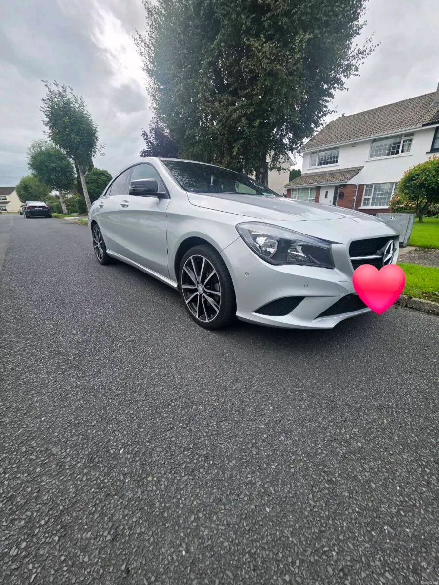 Mercedes-Benz - Image 1