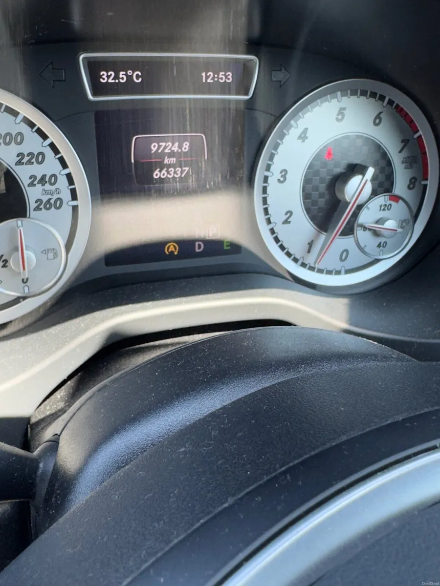Mercedes-Benz A-Class 2015 - Image 4