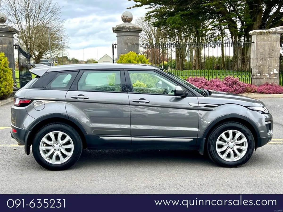 Land Rover Range Rover Evoque 2.0 TD4 SE AUTO - Image 2