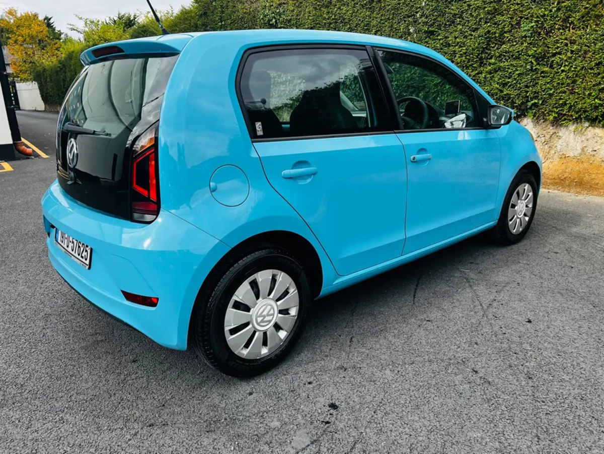 Volkswagen up! 1.0 AUTOMATIC 5 DR - Image 5