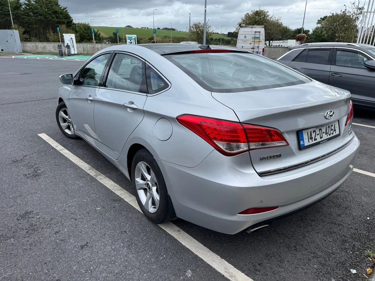 HYUNDAI i40 EXECUTIVE PLUS Automatic - Image 5