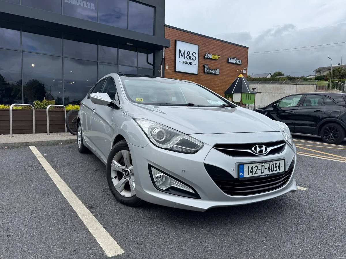 HYUNDAI i40 EXECUTIVE PLUS Automatic - Image 1